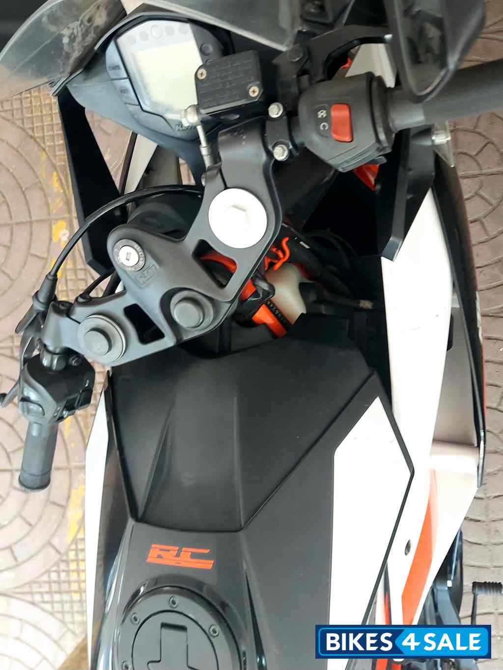 Black Orange KTM RC 200