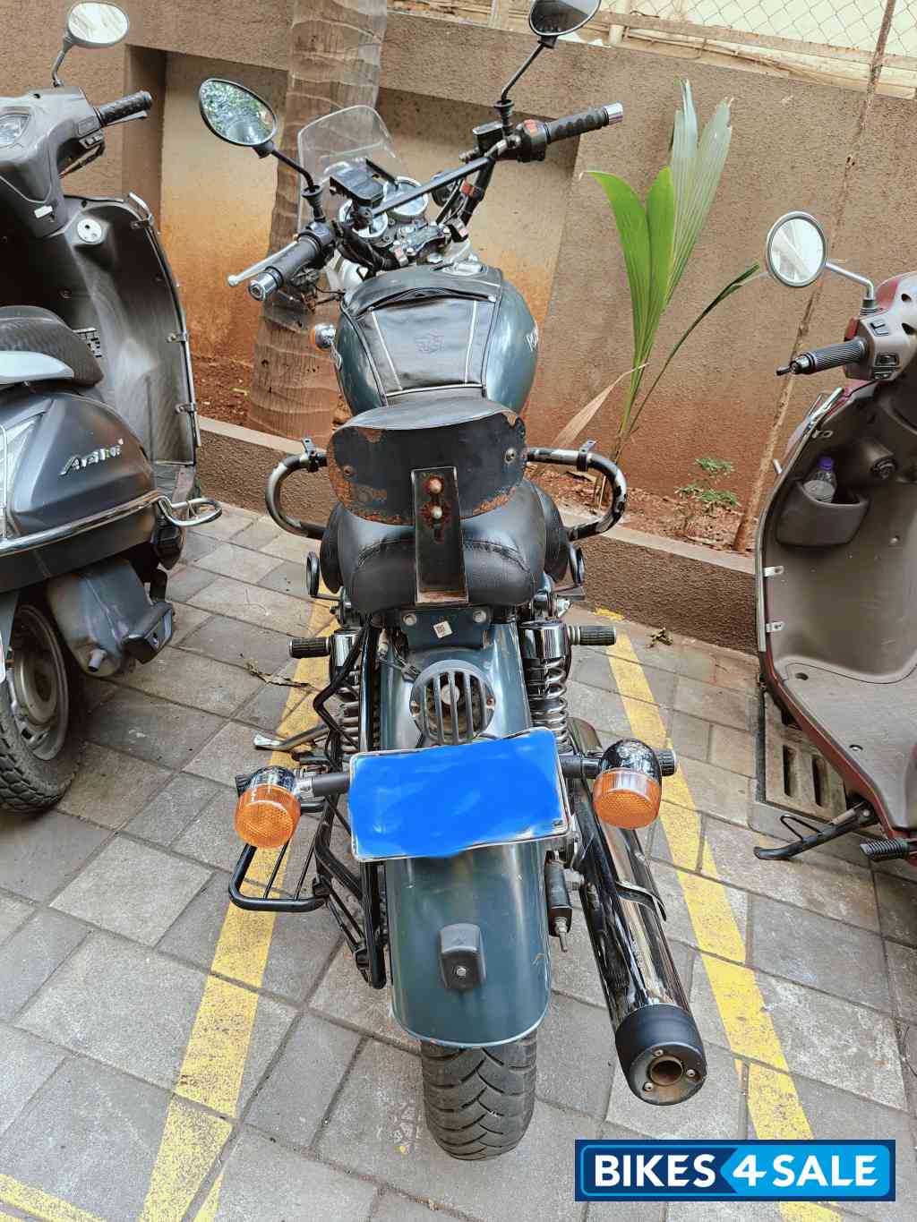 Royal Enfield Thunderbird 350 Royal Enfield Thunderbird 350