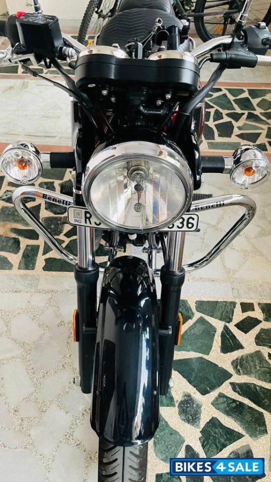 Benelli Imperiale 400 BS6