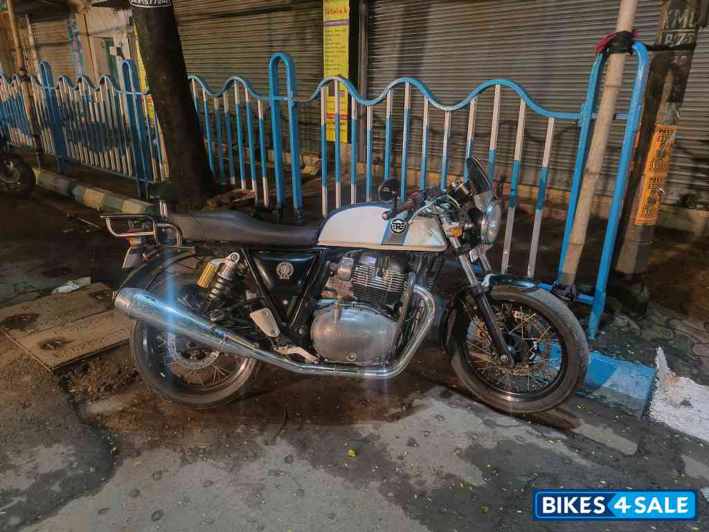 Ice Queen Royal Enfield Continental GT 650