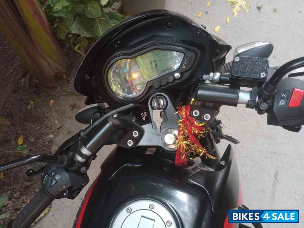Bajaj Pulsar 150 Twin Disc BS6 Bajaj Pulsar 150 Twin Disc BS6