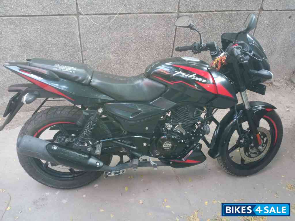 Bajaj Pulsar 150 Twin Disc BS6 Bajaj Pulsar 150 Twin Disc BS6