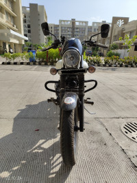 Bajaj Avenger Street 220