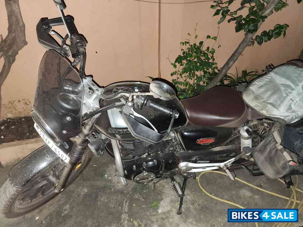 Honda 2023 CB350 Hness DLX Pro Chrome