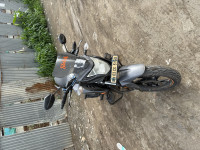 Orange Honda CB Hornet 160R