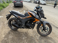 Orange Honda CB Hornet 160R