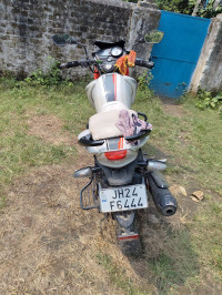 White TVS Apache RTR 160 BS VI