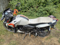 White TVS Apache RTR 160 BS VI