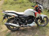 White TVS Apache RTR 160 BS VI