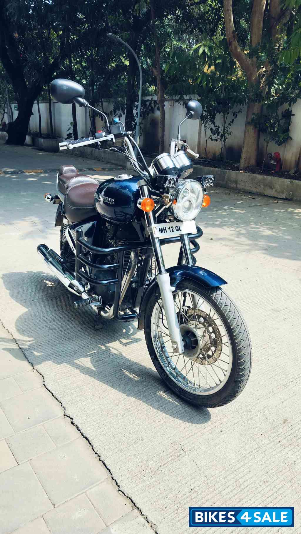 Marien Blue Royal Enfield Thunderbird 350