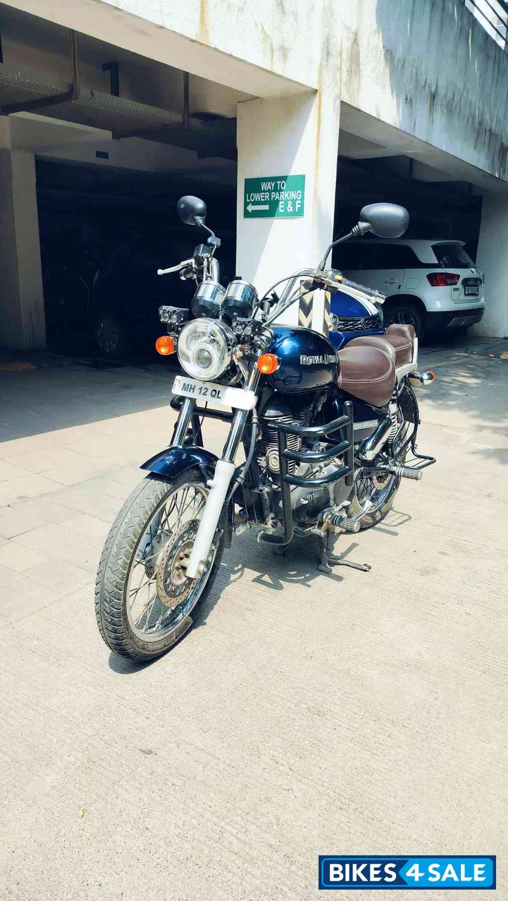 Marien Blue Royal Enfield Thunderbird 350 Marien Blue Royal Enfield Thunderbird 350