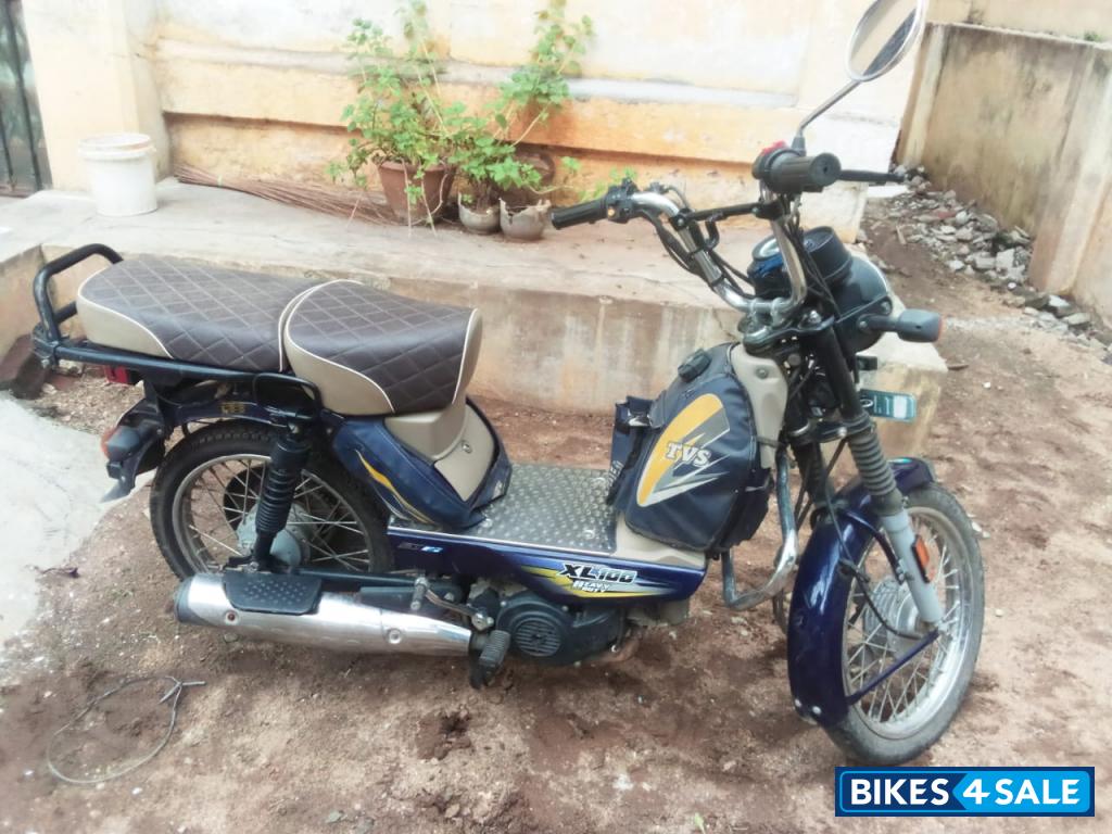 TVS XL 100 Heavy Duty