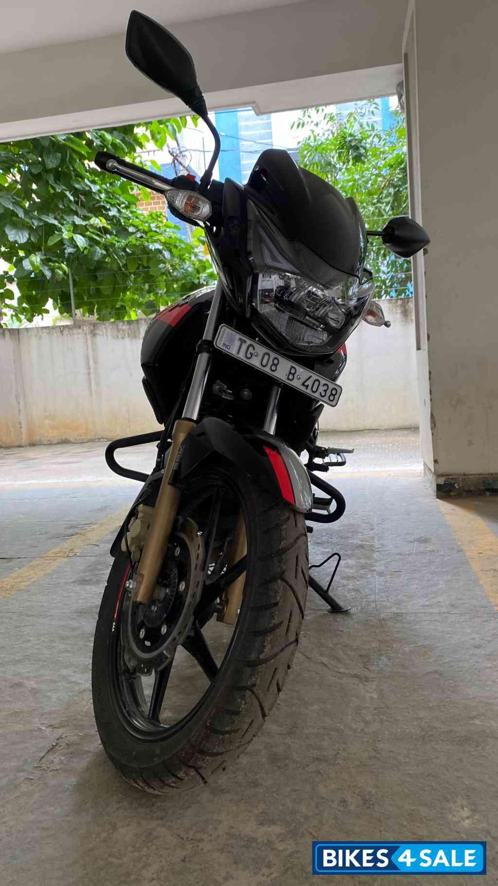 TVS Apache RTR 180 Race Edition