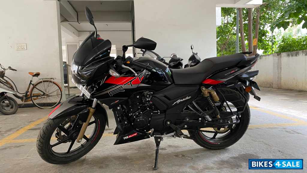 TVS Apache RTR 180 Race Edition