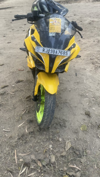 Yellow Bajaj Pulsar RS 200