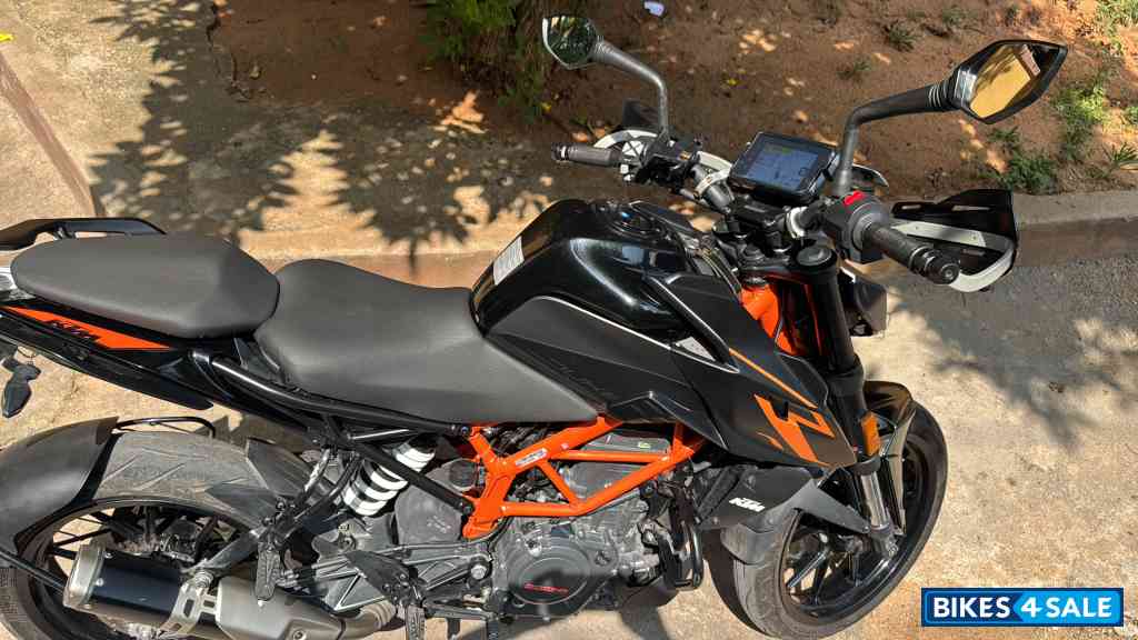 KTM Duke 390 BS6