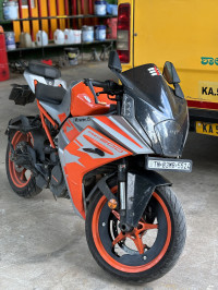 KTM RC 200 2022