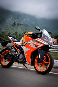 KTM RC 200 2022