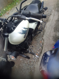 Bajaj Avenger Street 220