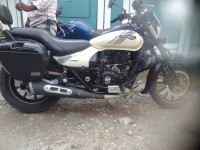 Bajaj Avenger Street 220