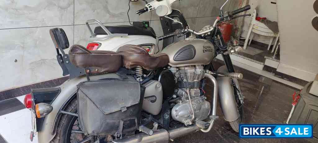 Royal Enfield Classic 350 BS VI