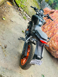 KTM Duke 200