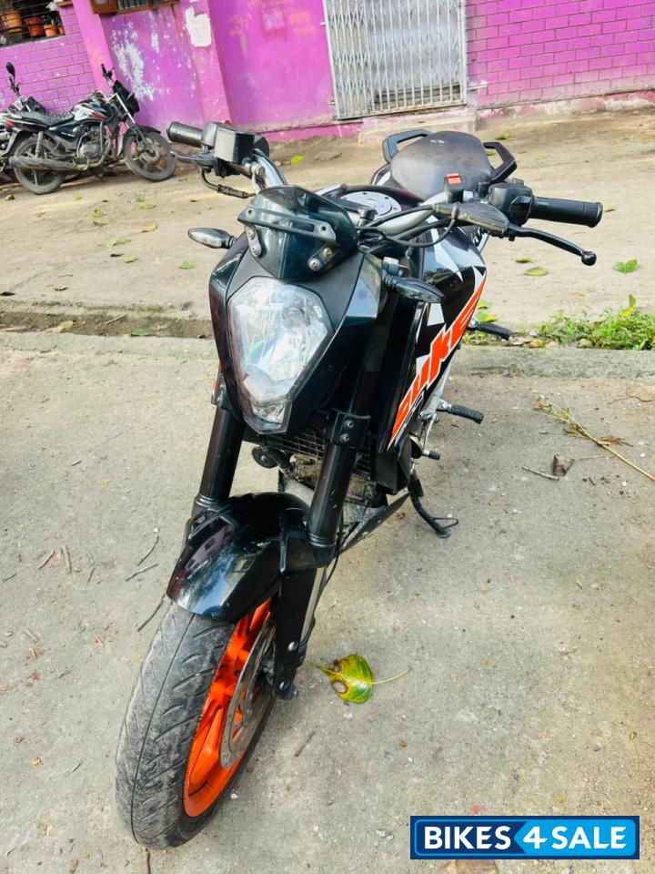 KTM Duke 200