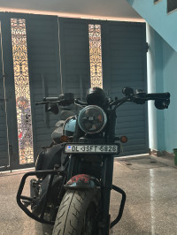 Jawa 42 Bobber Black Mirror