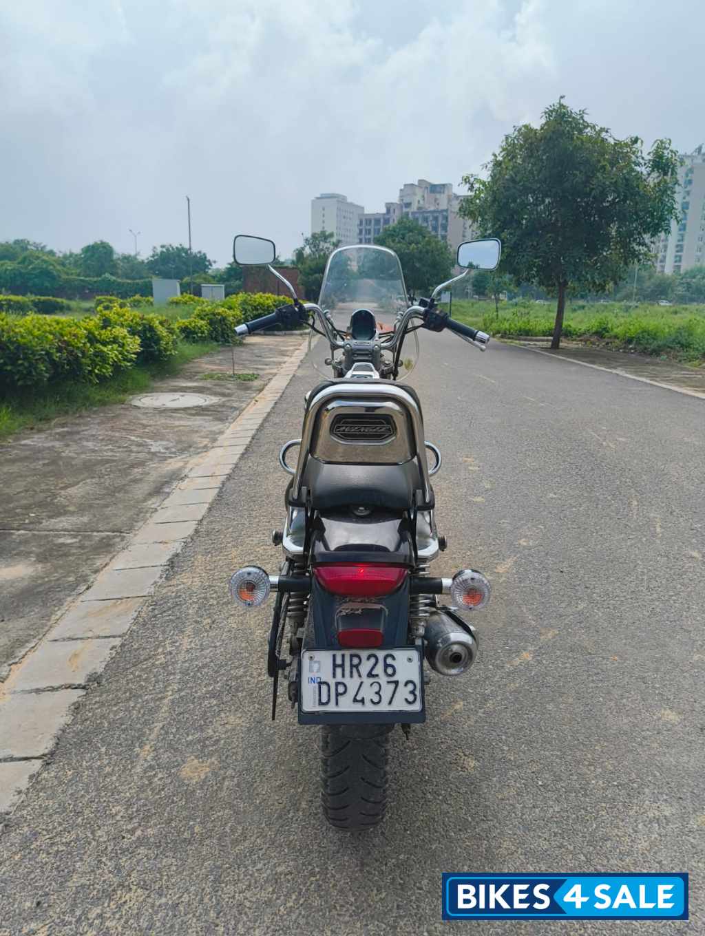 Bajaj Avenger Cruise 220