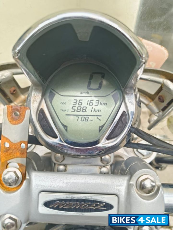 Bajaj Avenger Cruise 220