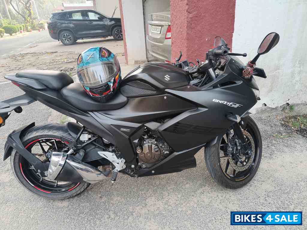Suzuki Gixxer SF 250 BS6