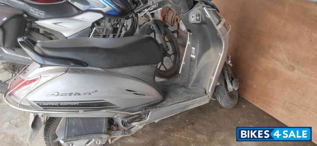 Silver And Black Honda Activa