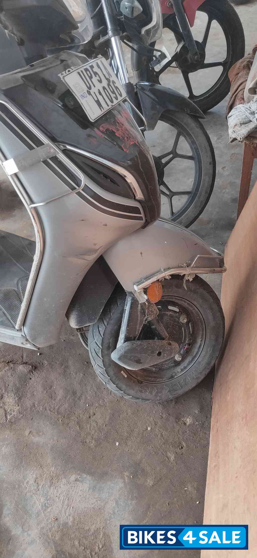 Silver And Black Honda Activa