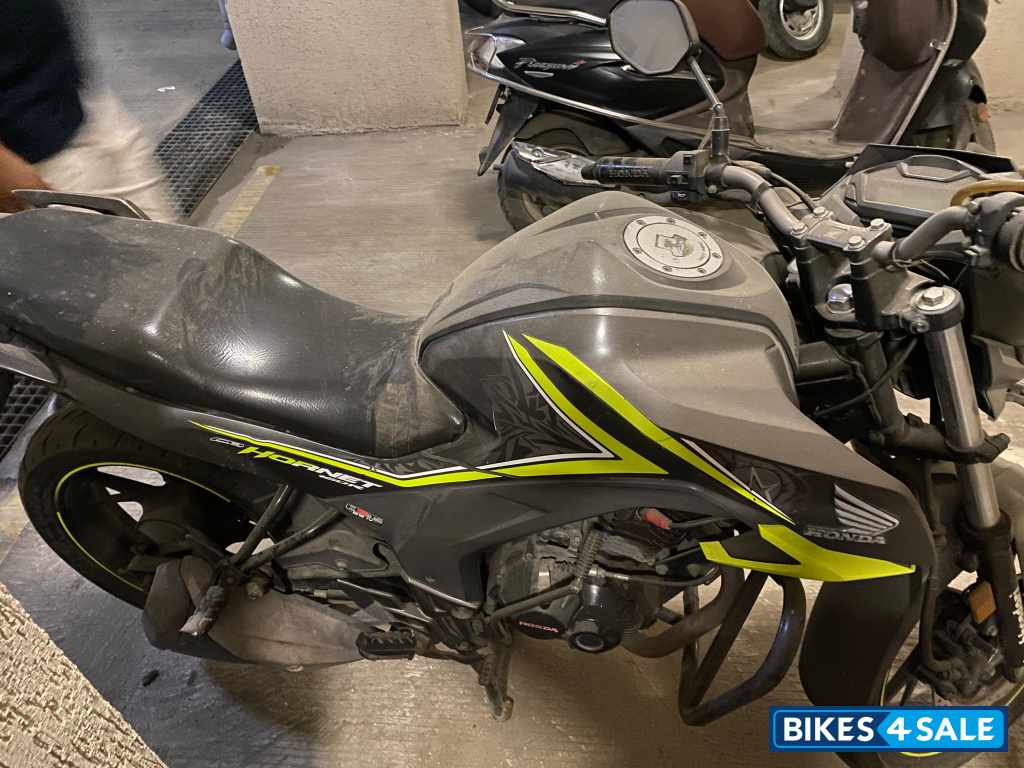 Honda CB Hornet 160R