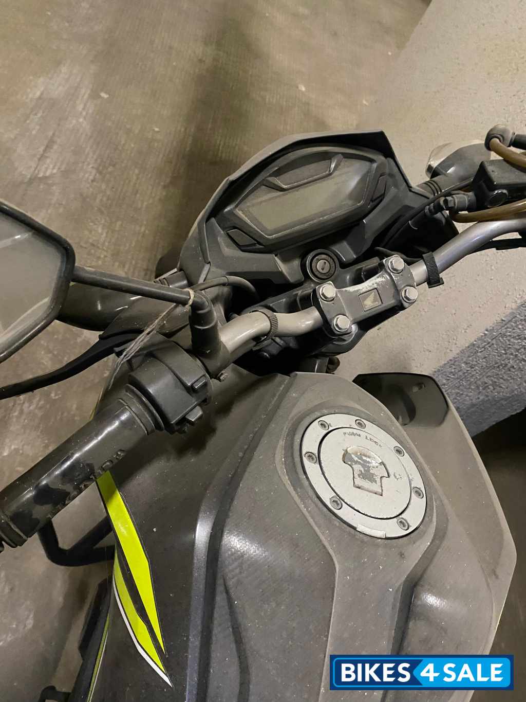 Honda CB Hornet 160R