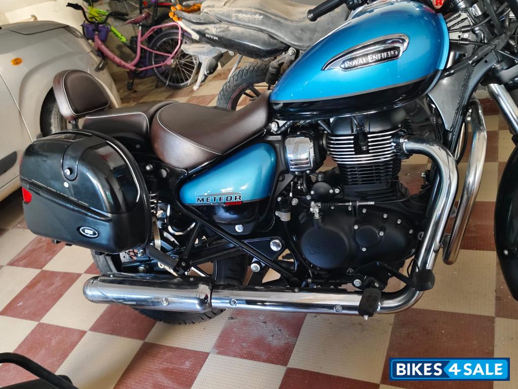 Blue Royal Enfield Meteor 350 Supernova