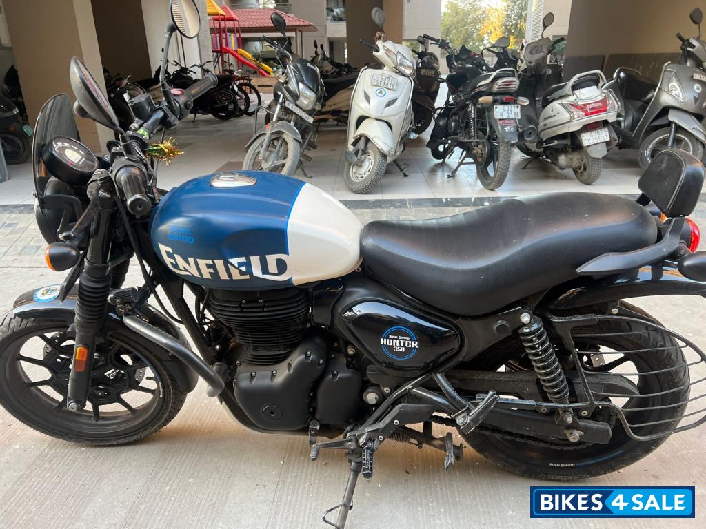 Rebel Blue Royal Enfield Hunter 350 Metro