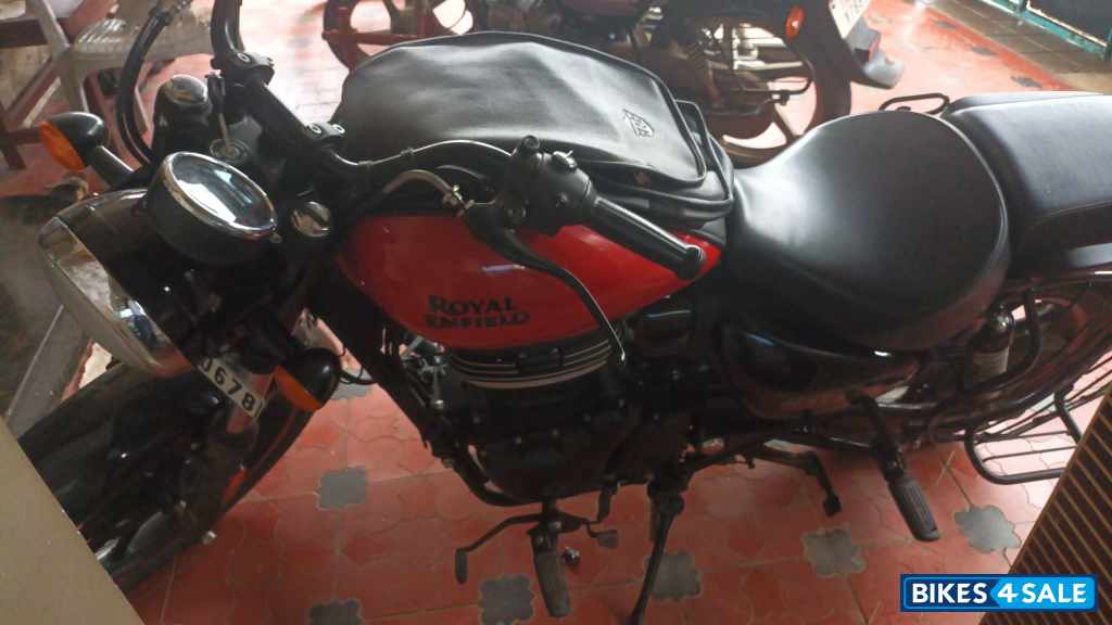 Red Royal Enfield Meteor 350 Fireball