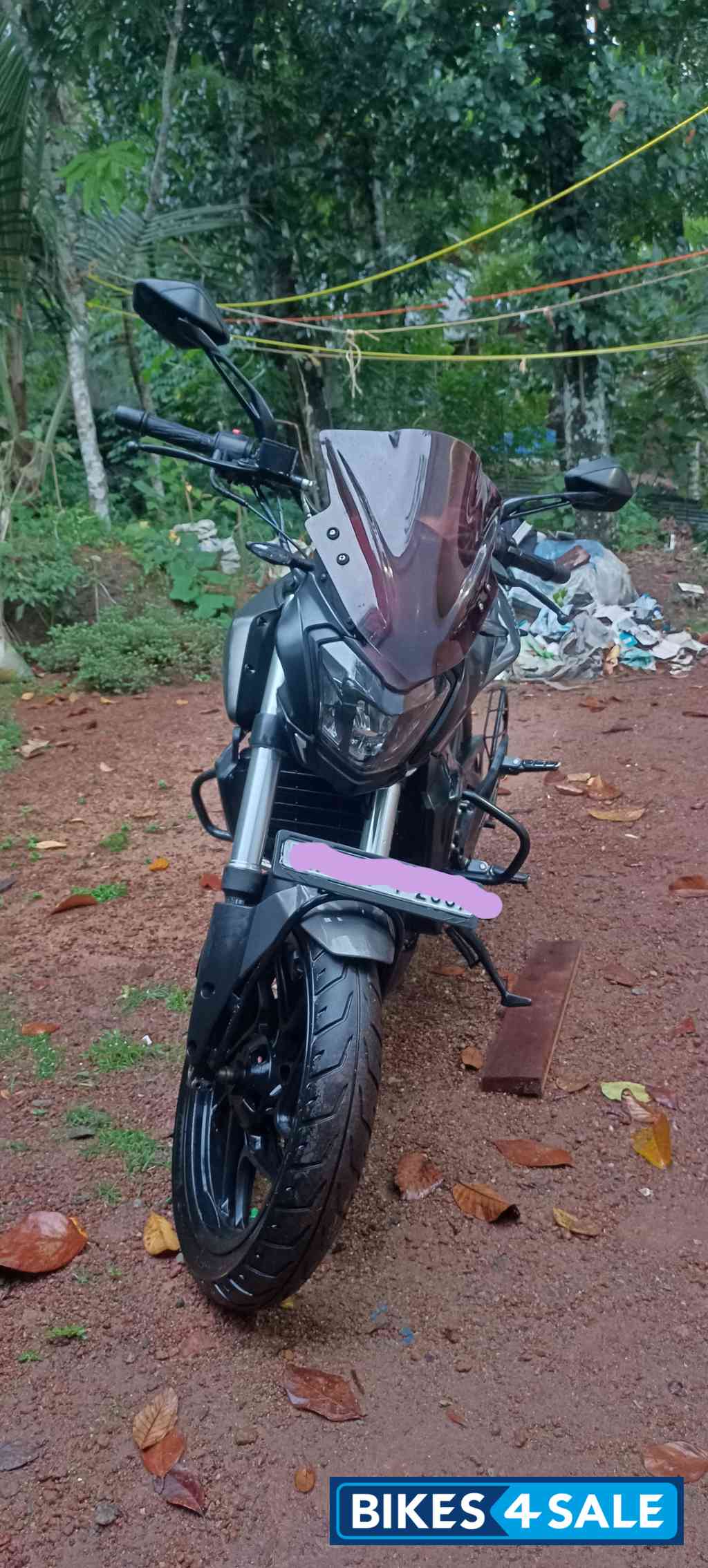 Bajaj Dominar 250 2022