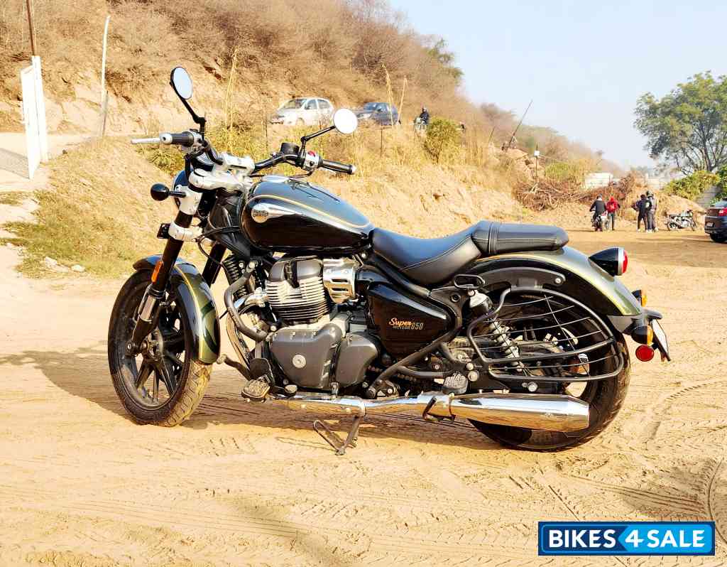 Intersteller Green Royal Enfield Super Meteor 650