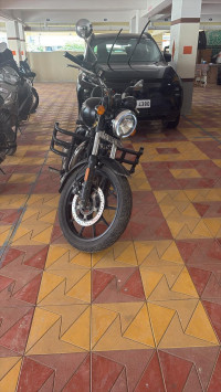 Royal Enfield Meteor 350 Stellar