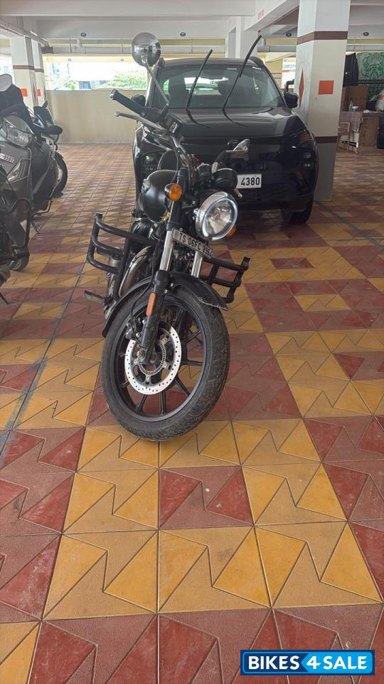 Royal Enfield Meteor 350 Stellar