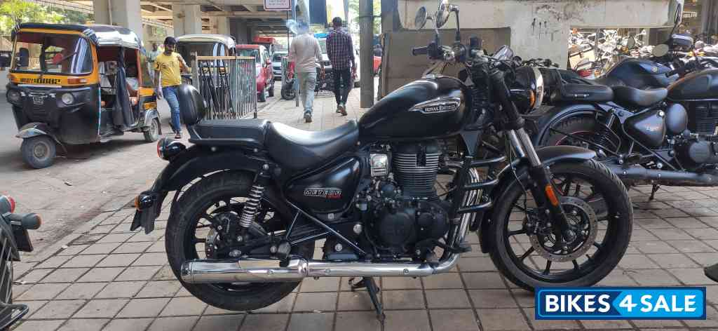 Royal Enfield Meteor 350 Stellar