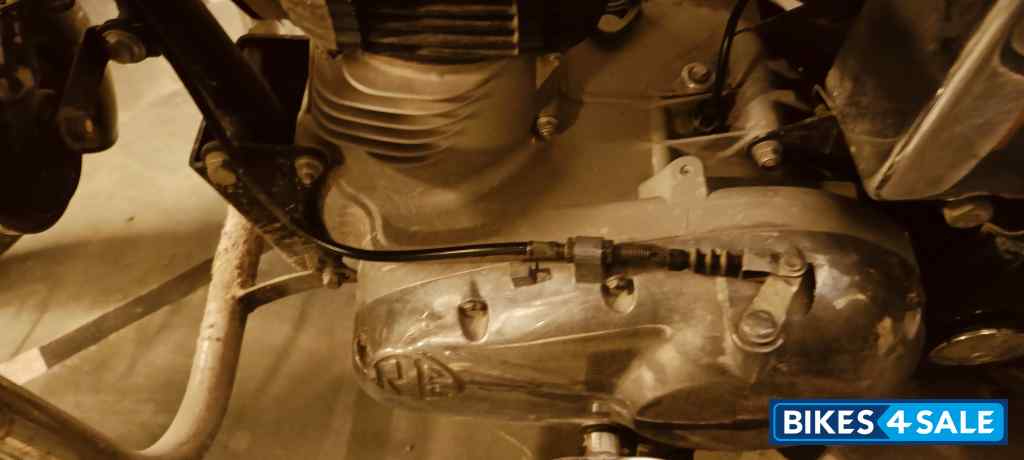 Black Royal Enfield Bullet Standard 350