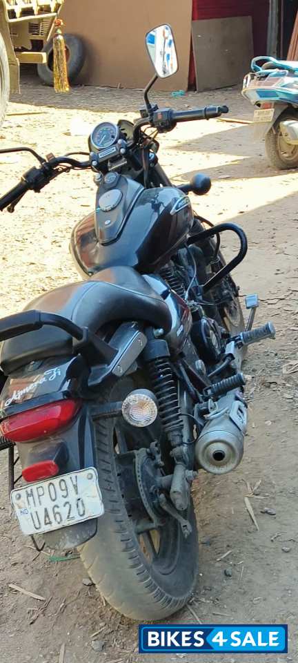 Black Bajaj Avenger Street 160