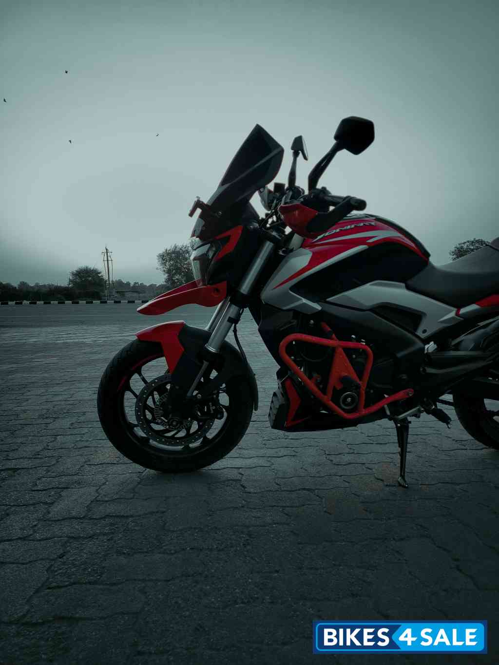 Bajaj Dominar 250 2022