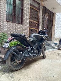 Bajaj Pulsar RS 200 ABS