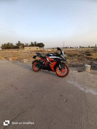 Black Orange KTM RC 200