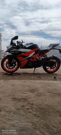 Black Orange KTM RC 200