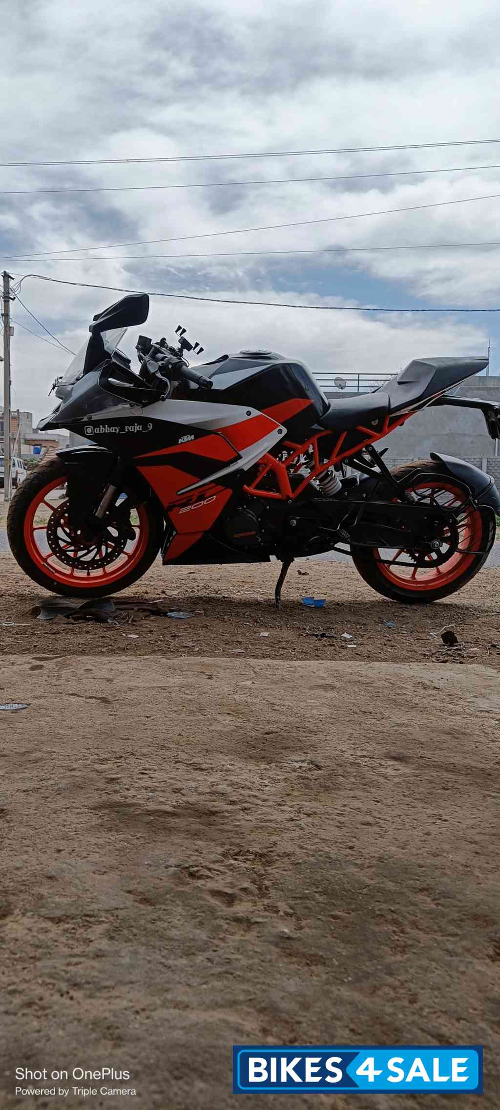 Black Orange KTM RC 200
